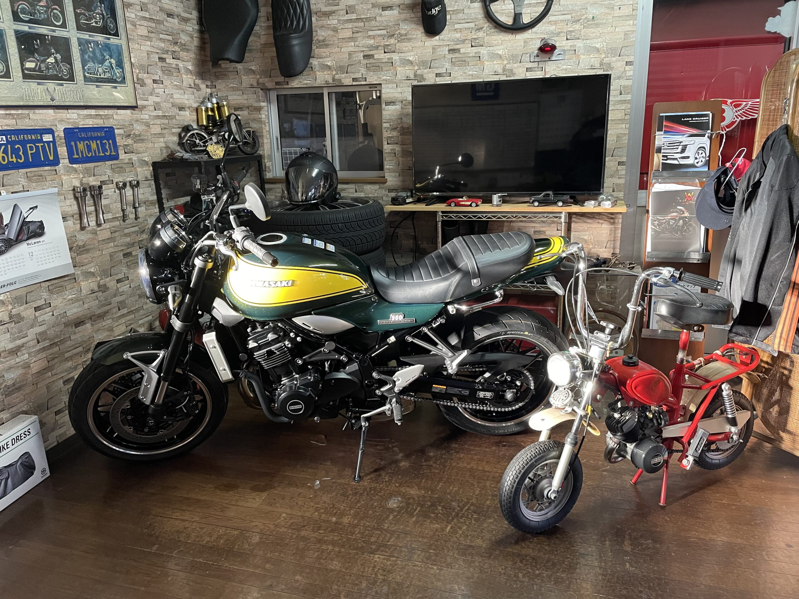 カワサキ　900RS　限定イエローボール　2024ｙ　500ｋｍ　180万円（税別）